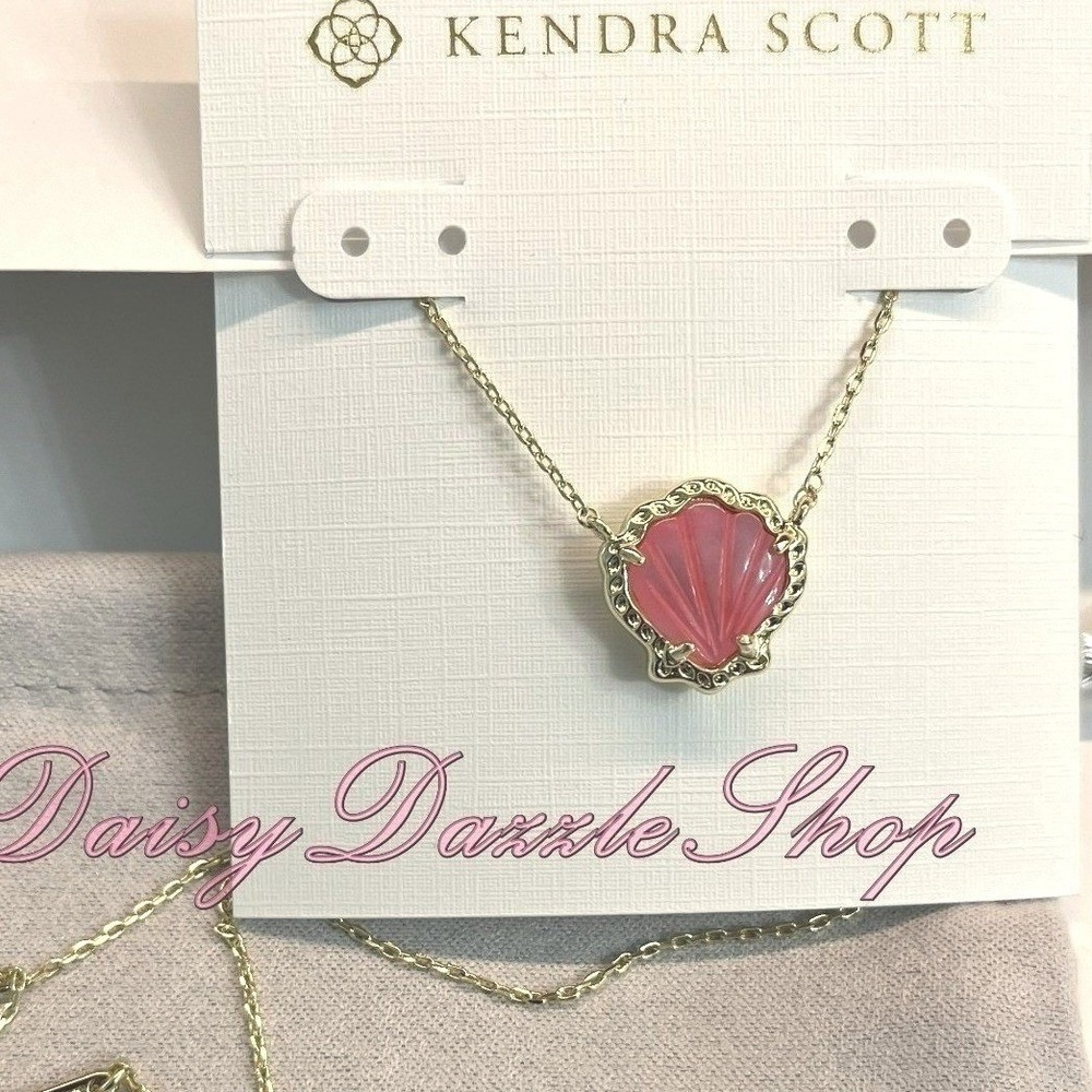✨Kendra Scott Blush Pink Mother Pearl Brynne Gold Plated Shell Seashell Necklace